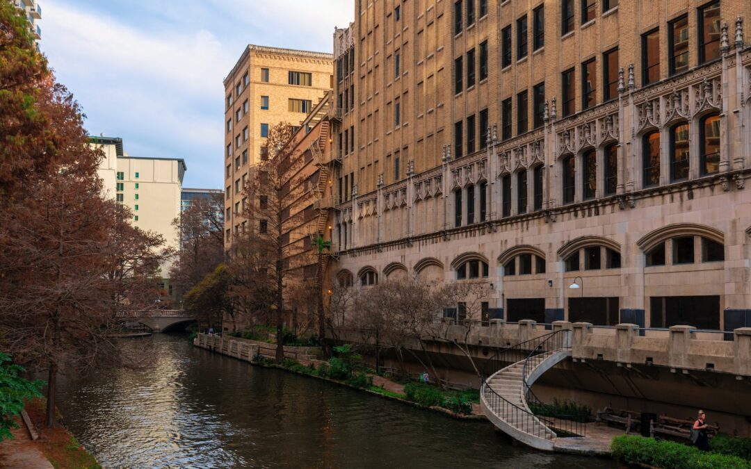 Best Restaurants on the San Antonio River Walk: A Local’s Guide